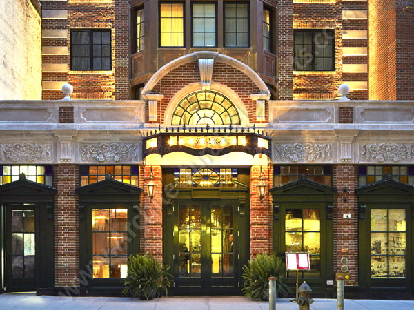 Large decorative urns accentuating the facade of the Jade Hotel NYC.